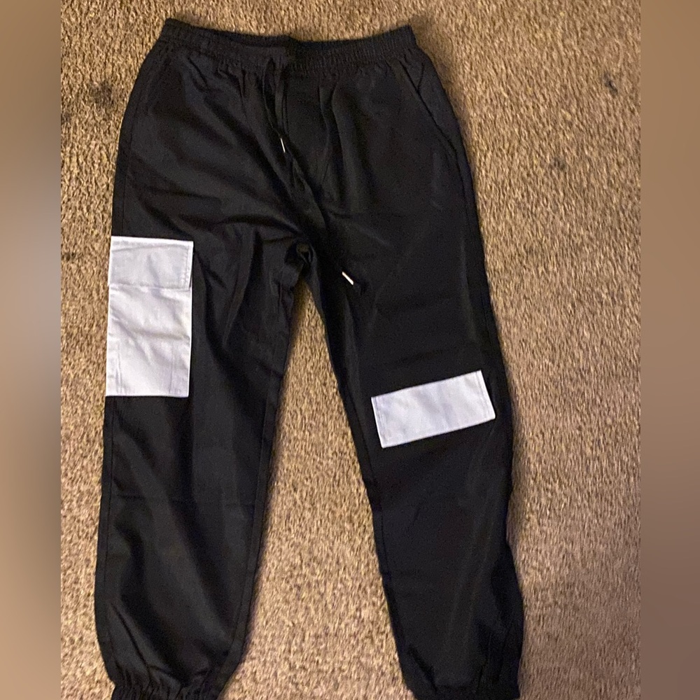 Black and grey cargo pants | Mens Small